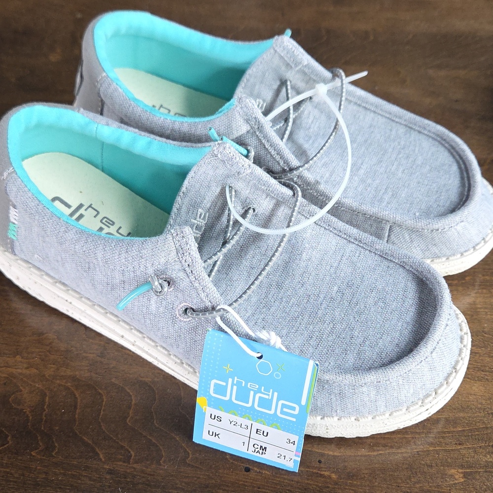 Hey Dude Size 2 Wally Youth Slip-On Shoes — Light Gray with Aqua Lining